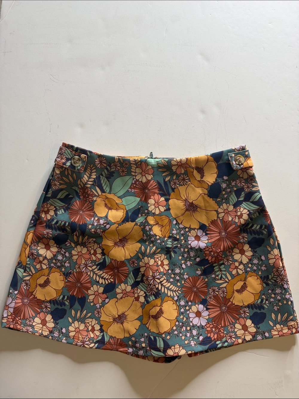 ALTAR’D STATE Boho Retro Floral Skort With Button Detailing, 70s Floral- Size M